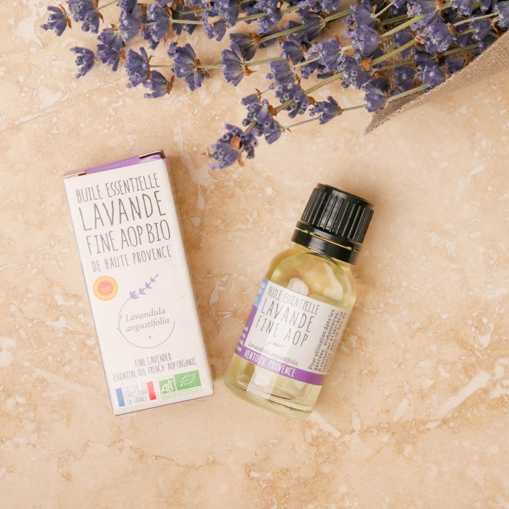 Ätherisches Bio-Lavendelöl AOP, 15 ml – 100 % naturreines Öl aus der Provence in Glasflakon, beruhigend und vielseitig einsetzbar.